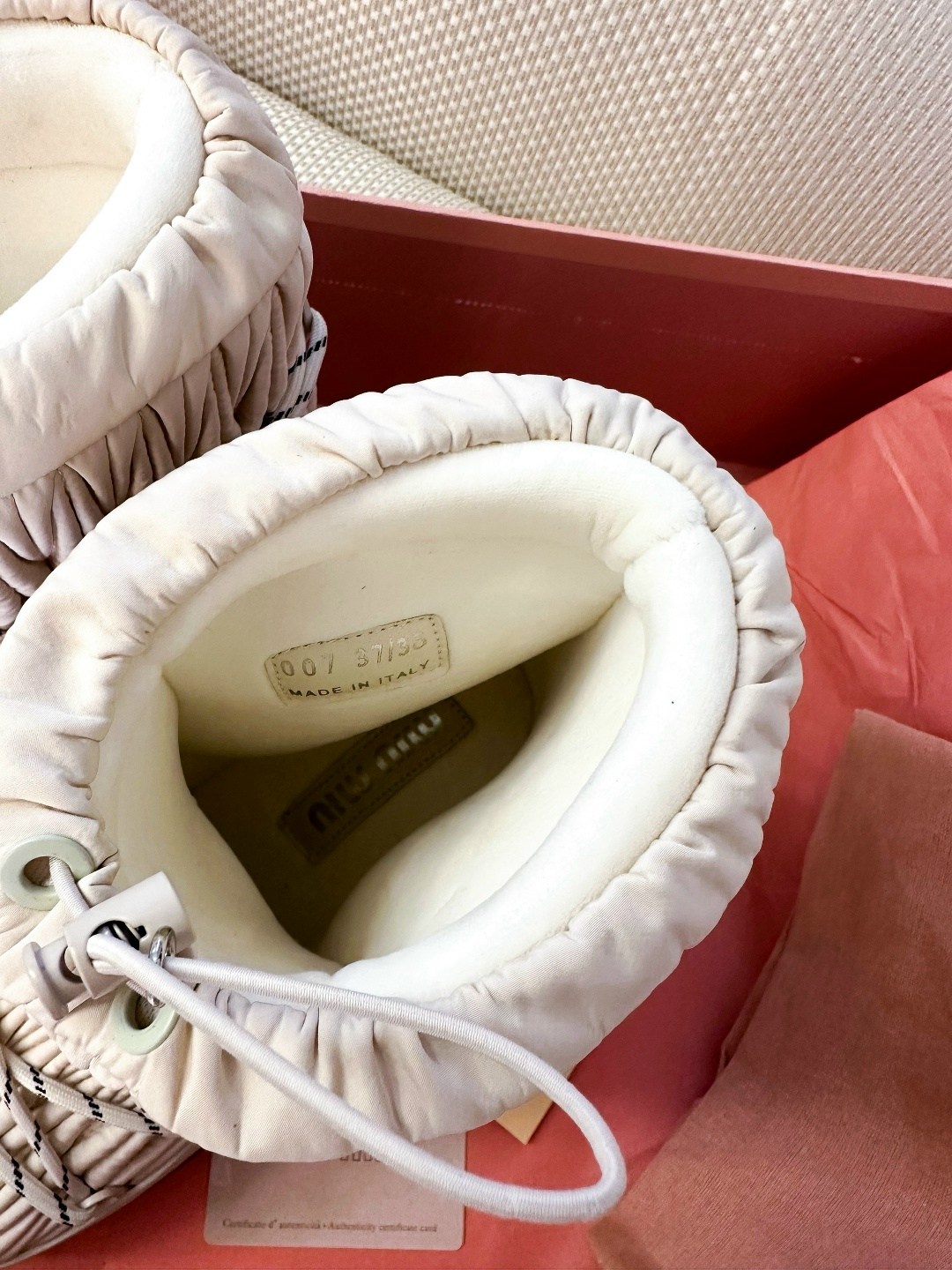 ,луноходы женские,короткие сапоги,зимняя женская ,женские дутики