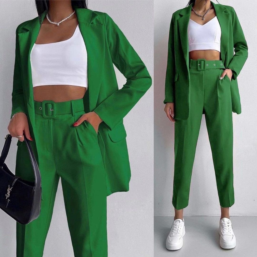 женский брючный костюм двойка,брючный костюм цвета фуксии,женские костюмы,костюмы брючные,брючные женские костюмы