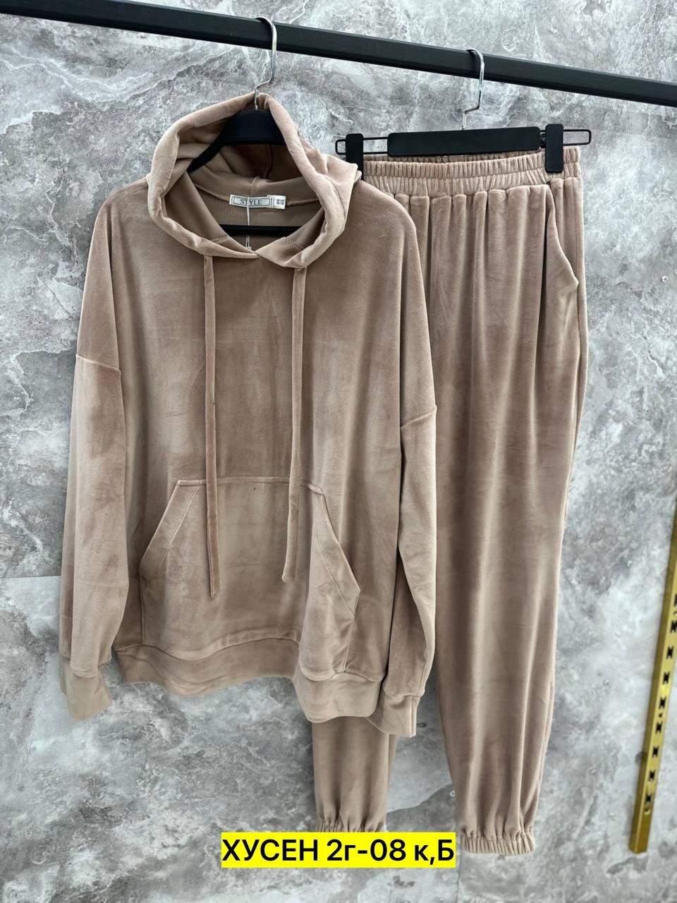 cпортивный костюм велюровый,велюровые костюмы,костюм велюр,женский велюровый костюм,велюровый спортивный костюм женски