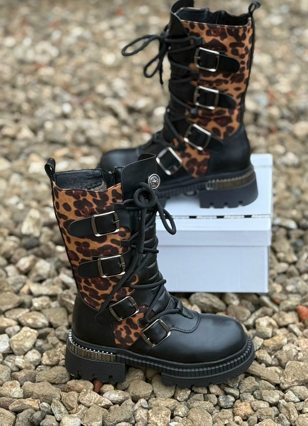 ,asos ботинки леопард,леопардовые ботинки,ботинки с цепями женские, женская