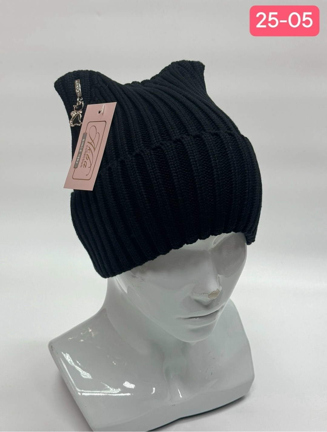 женская шапка,шапка для женщин,женская вязаная шапка,женские шапки  взрослые,шапки комплект женская