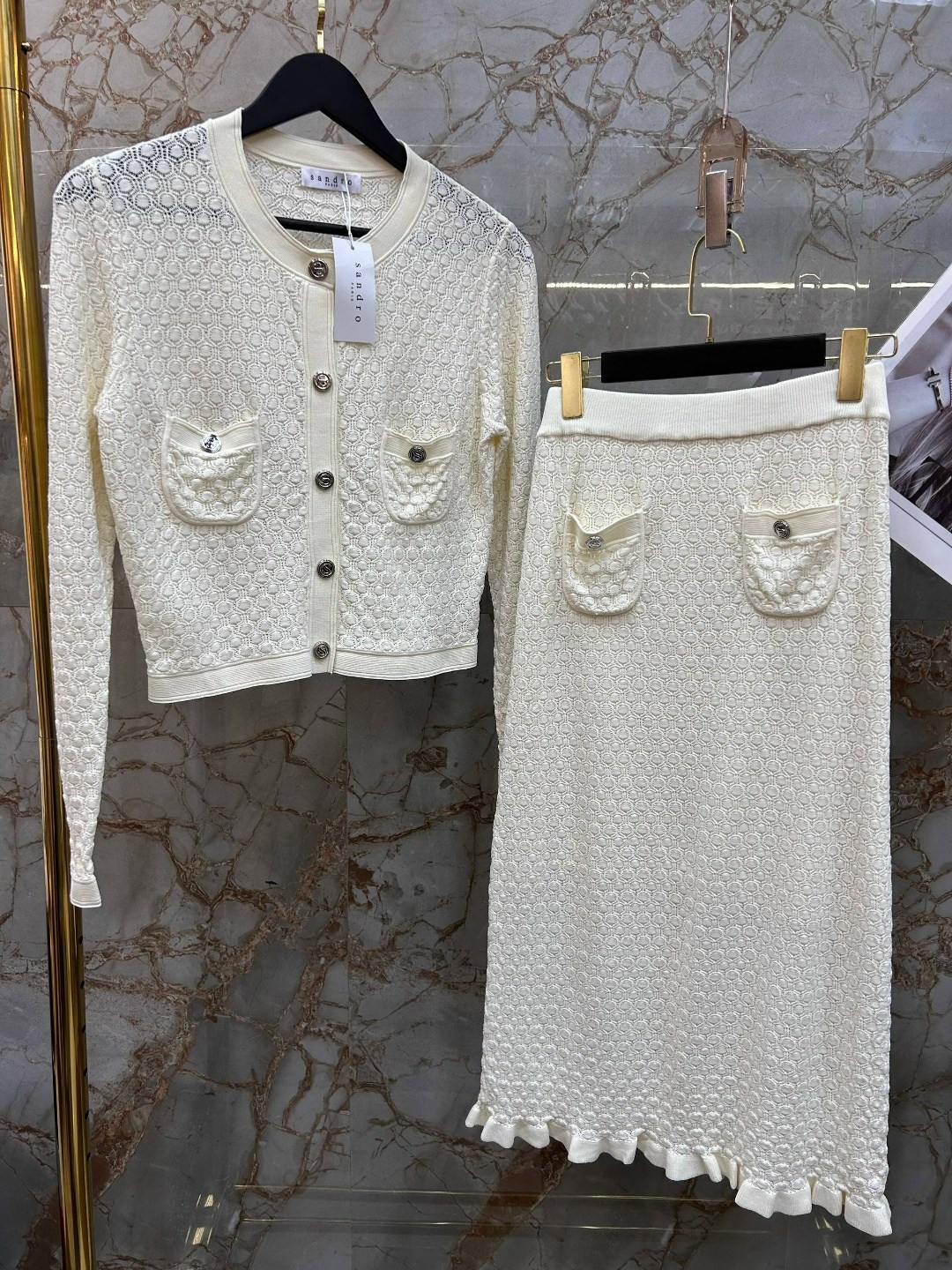 твидовый костюм с юбкой,вязаные костюмы,костюмы в стиле шанель,твидовые костюмы,вязаные кардиганы