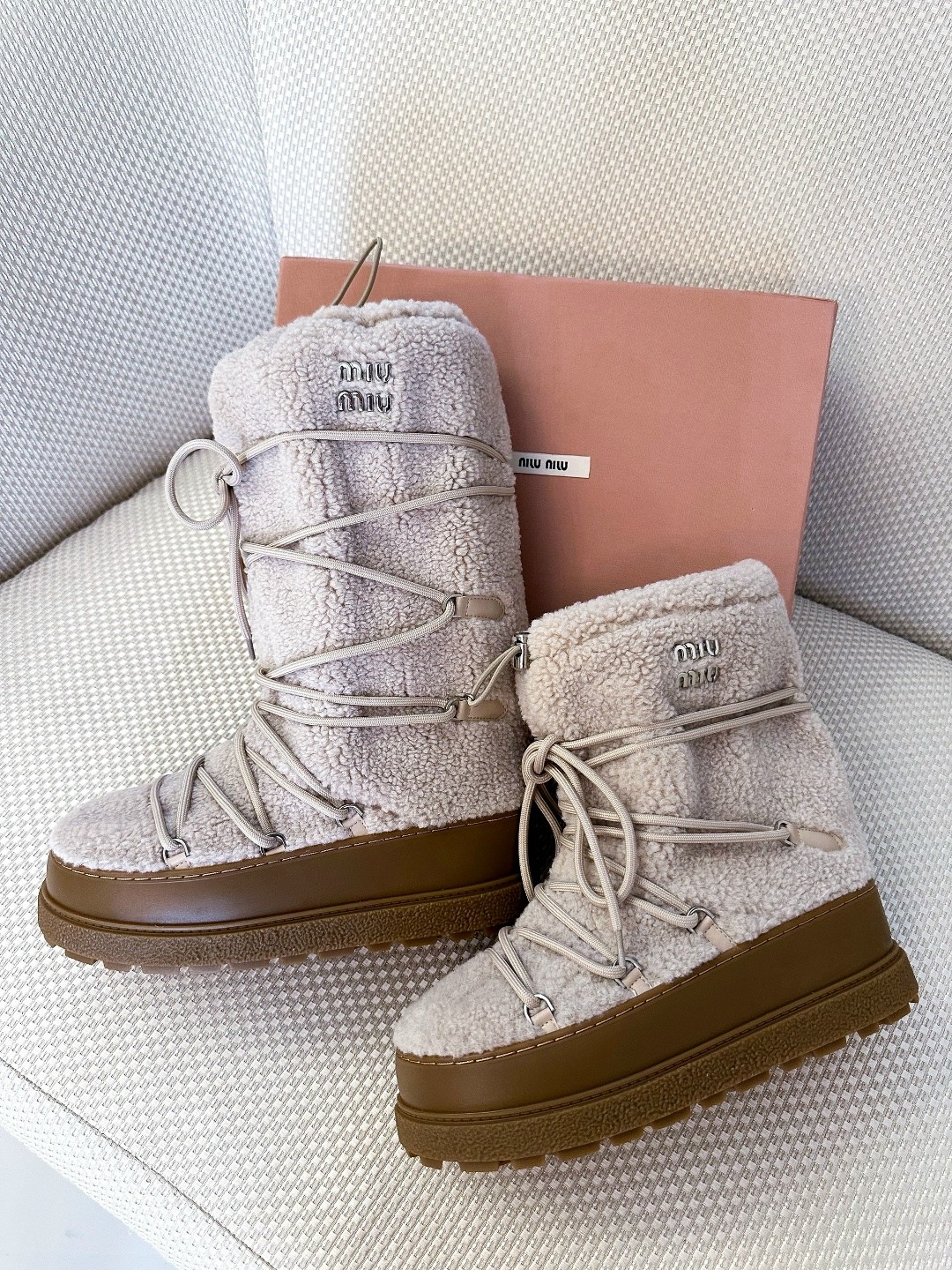 ,зимняя  женская,зимние сапоги,дутики зимние женские,теплые сапоги