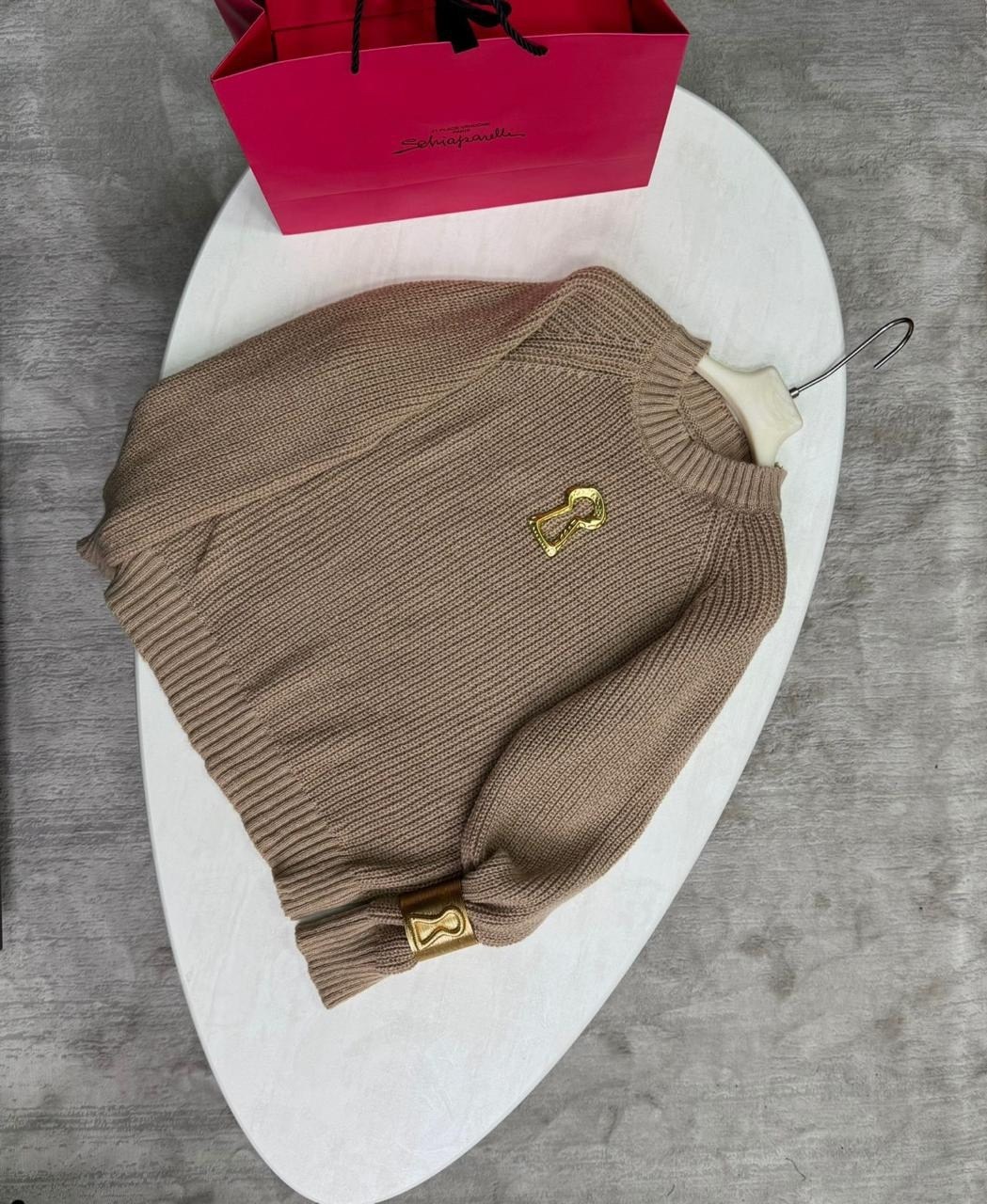 бежевый джемпер,модные свитера,вязаные свитера,вязаный свитер оверсайз,оверсайз свитер