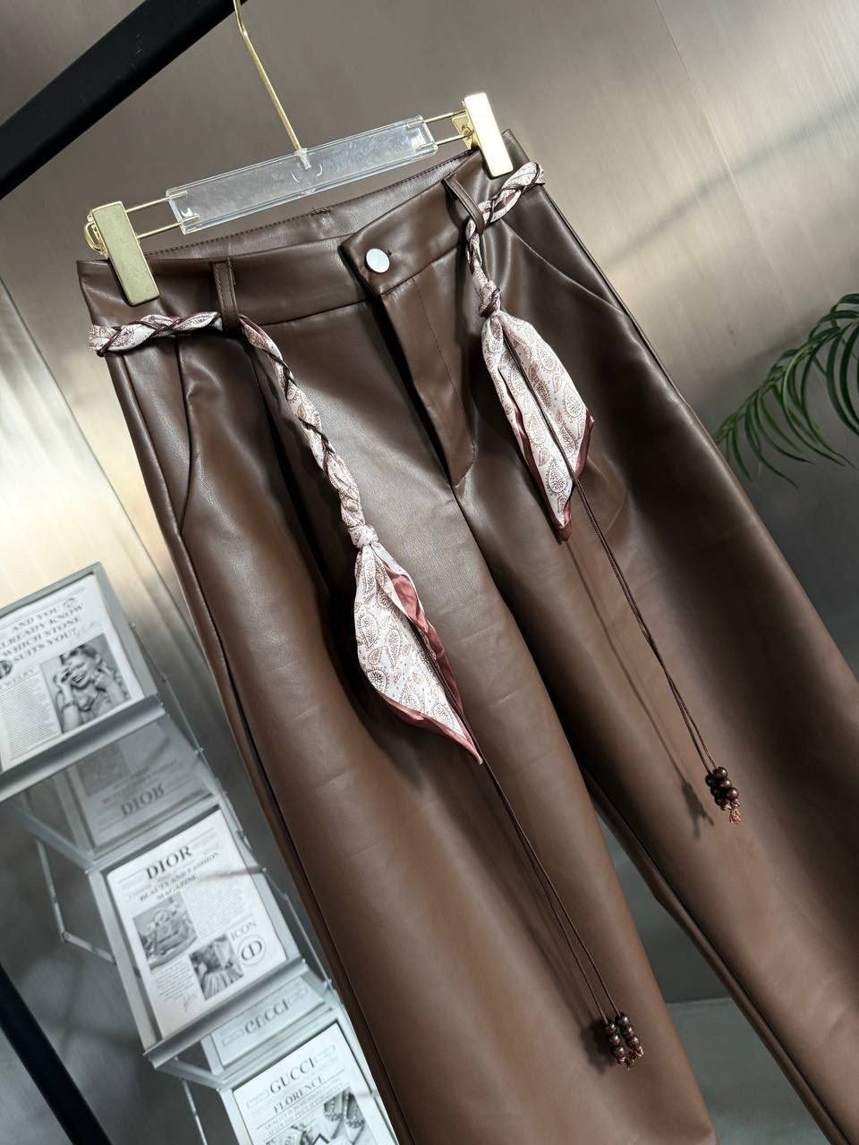 кожаная куртка,брюки модные,куртка оверсайз,куртка женская