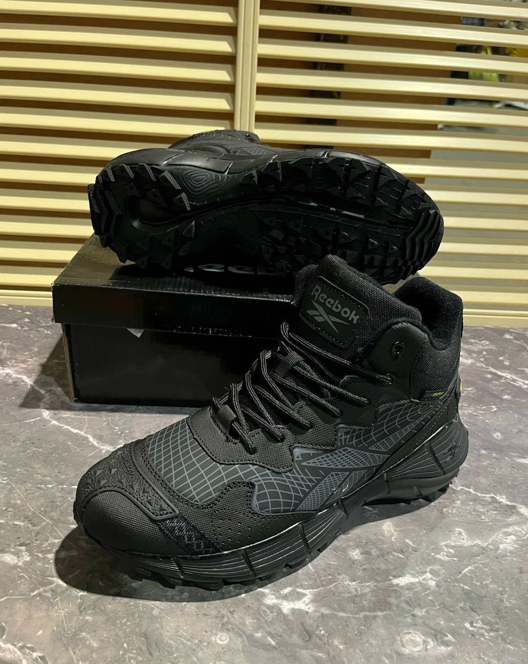 зимние кроссовки reebok zig kinetica,зимние кроссовки reebok,кроссовки мужские reebok,кроссовки,кроссовки мужские зимние reebok