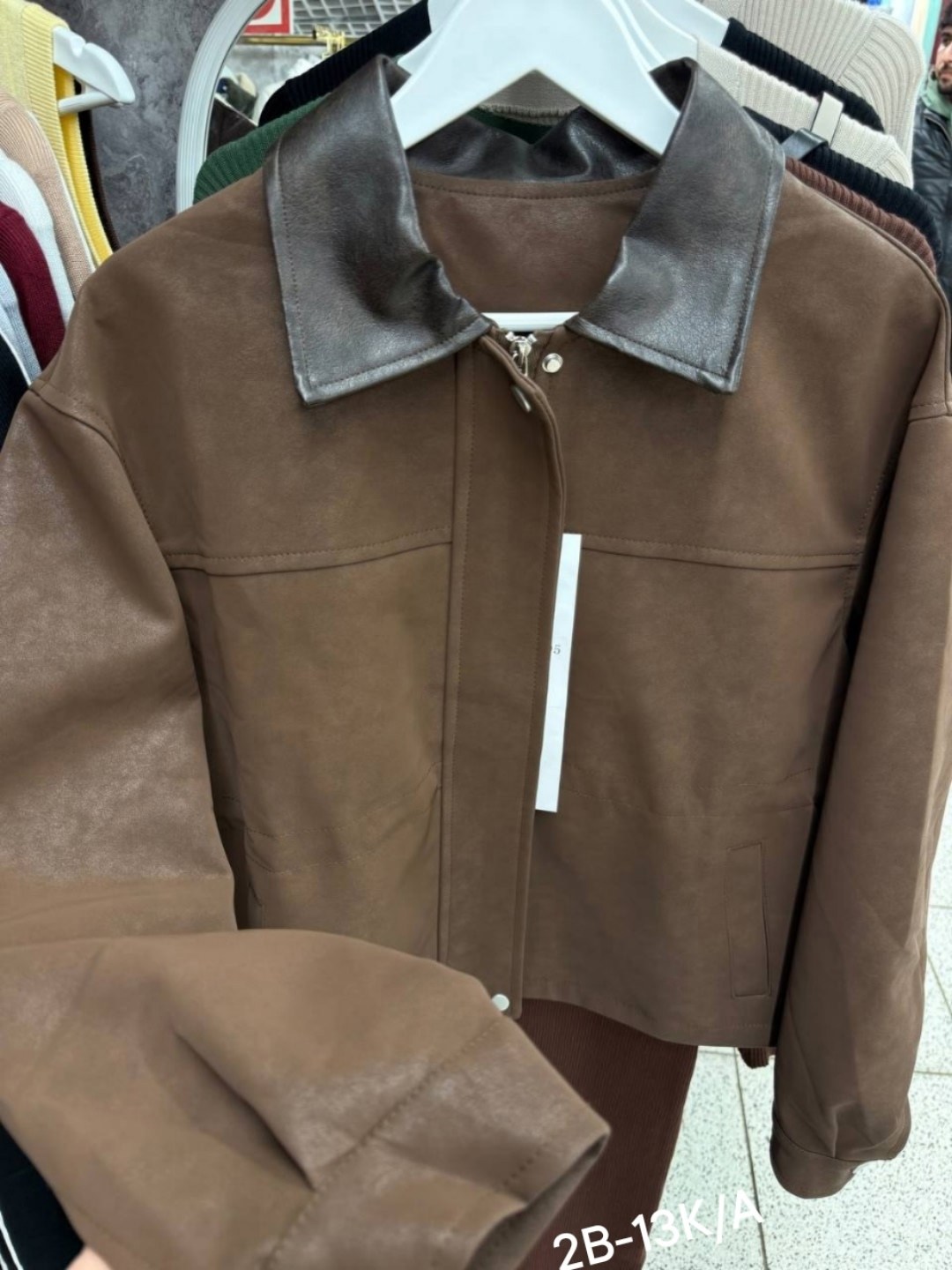 повседневная куртка,куртка замшевая,куртка,женская куртка,куртка бомбер