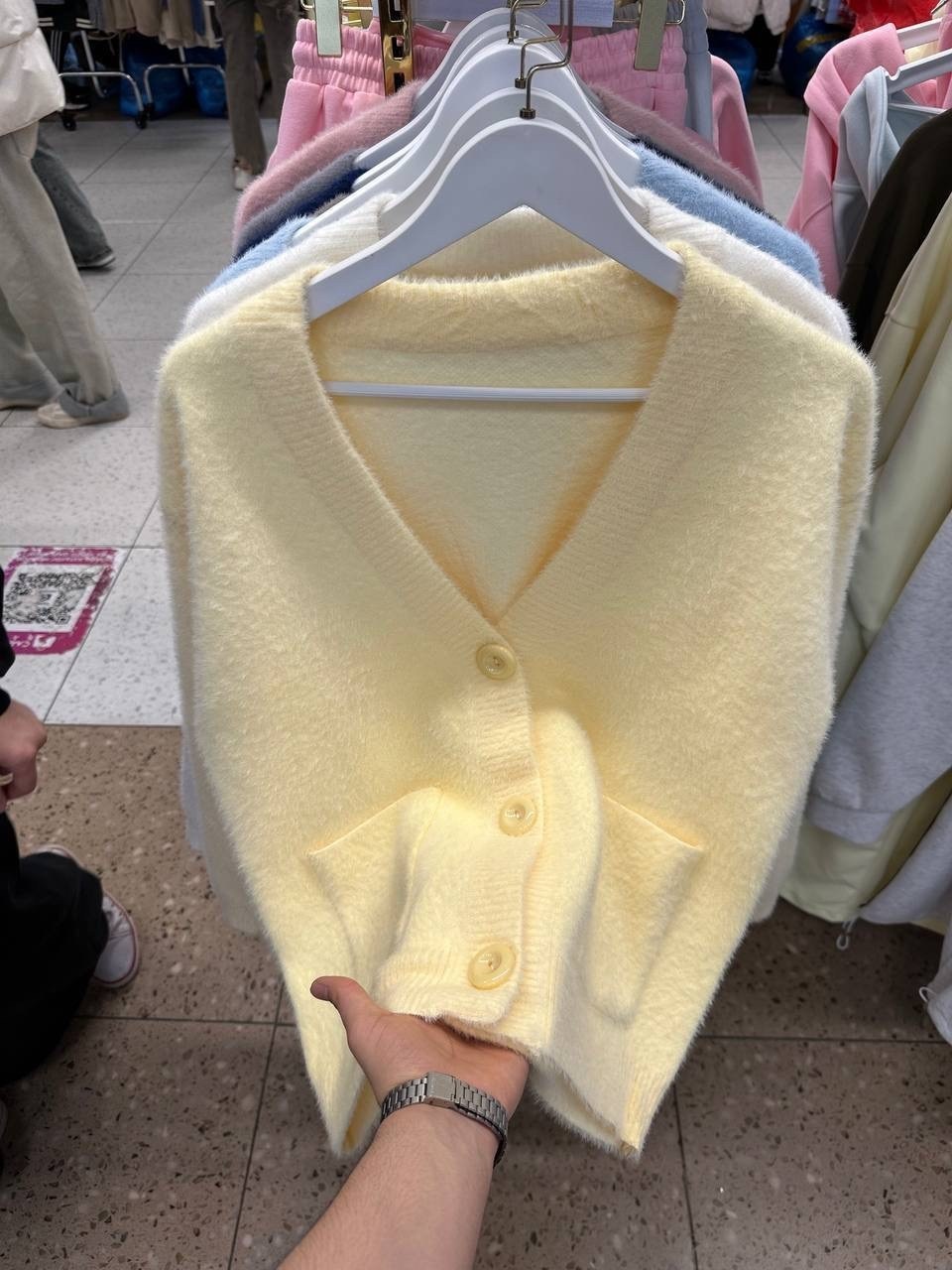 жилет вязаный,трикотажный жилет,женский вязаный жилет,жилетка женская,жилет шерстяной