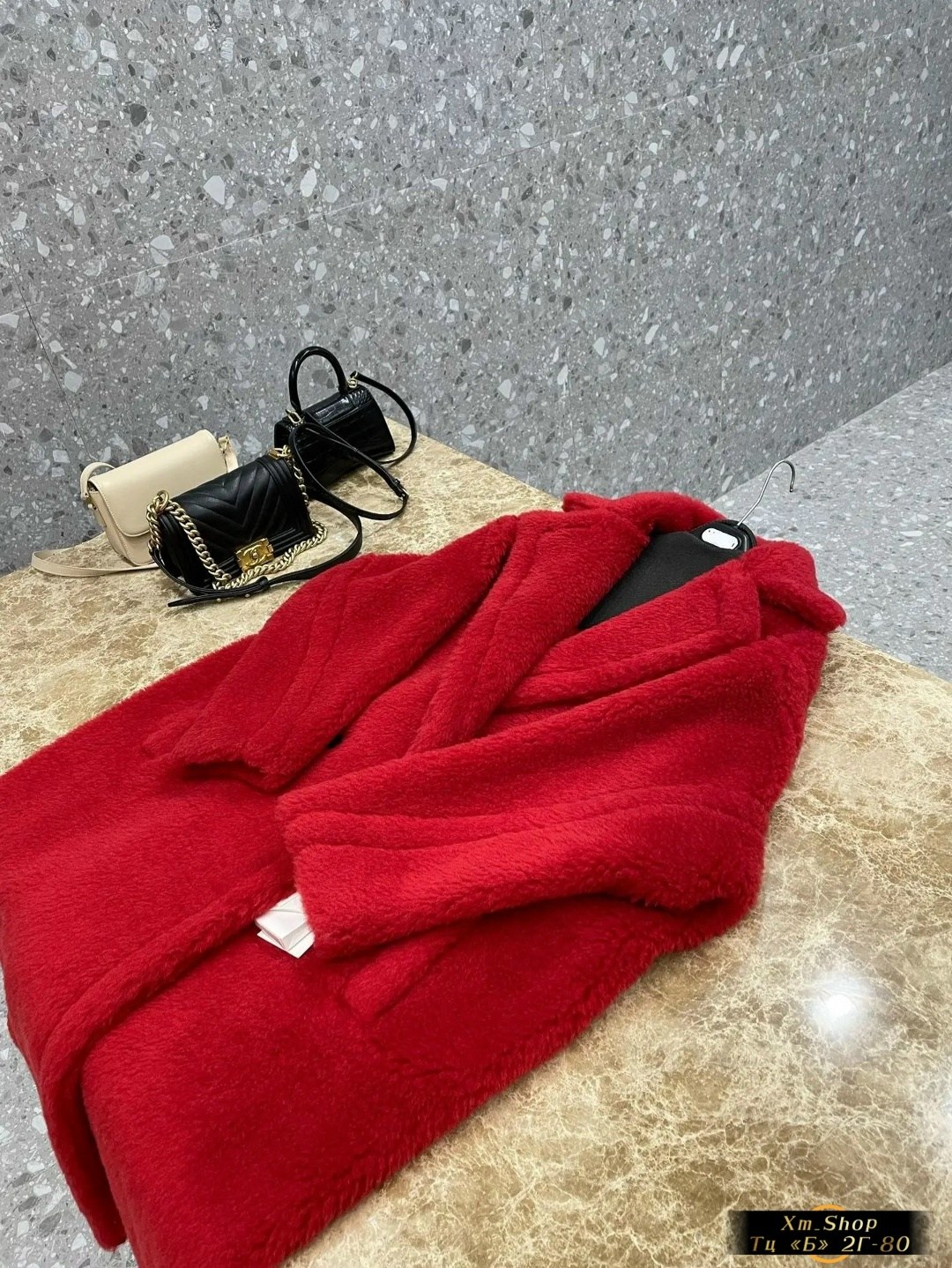 пальто плюшевое,пальто зимнее,модное пальто,плюшевое пальто женское,красное плюшевое пальто