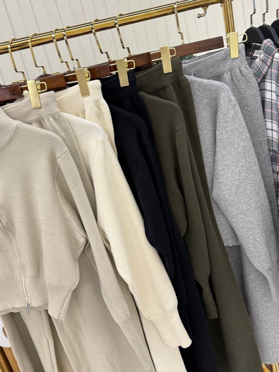 кашемировый костюм женский,кашемировый костюм,трикотажный костюм женский,костюм женский теплый трикотажный,костюм из кашемира