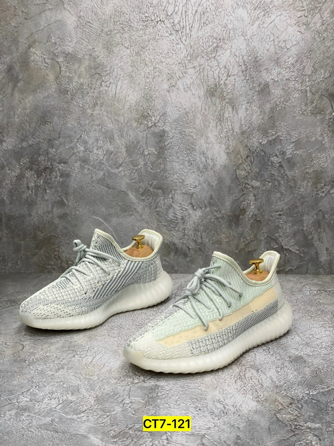 кроссовки adidas yeezy boost 350,adidas yeezy boost 350 v 2,adidas yeezy boost 350,кроссовки adidas yeezy 350 boost v2 triple white,кроссовки adidas yeezy boost