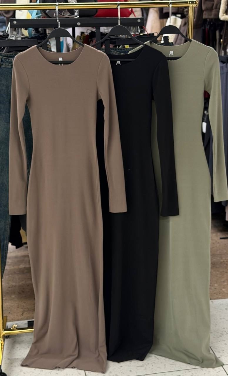 платье,платье приталенное,платье в стиле,платье миди,облегающее платье