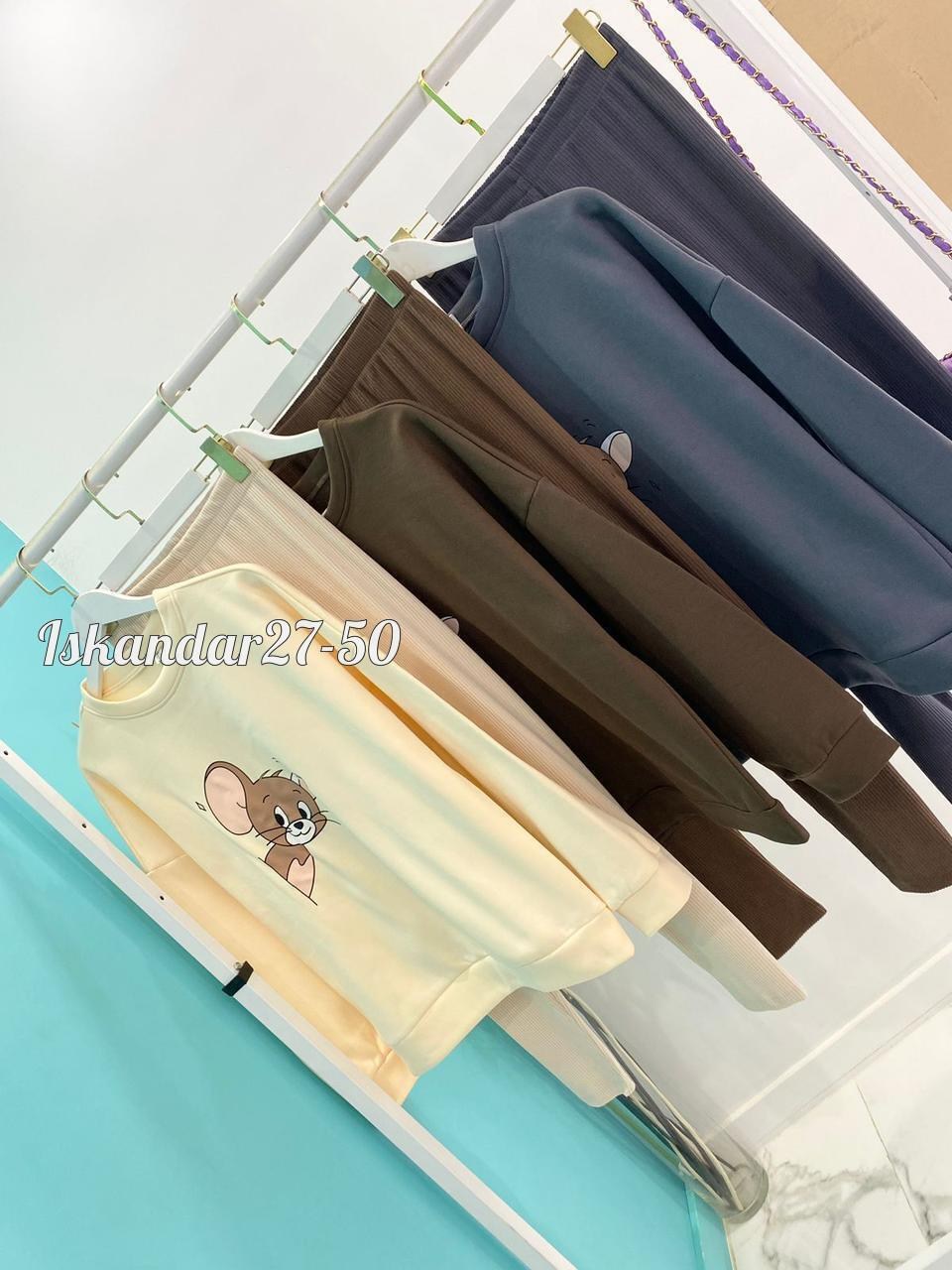 повседневный свитшот,костюмы спортивные,женские спортивные костюмы,костюм с леггинсами