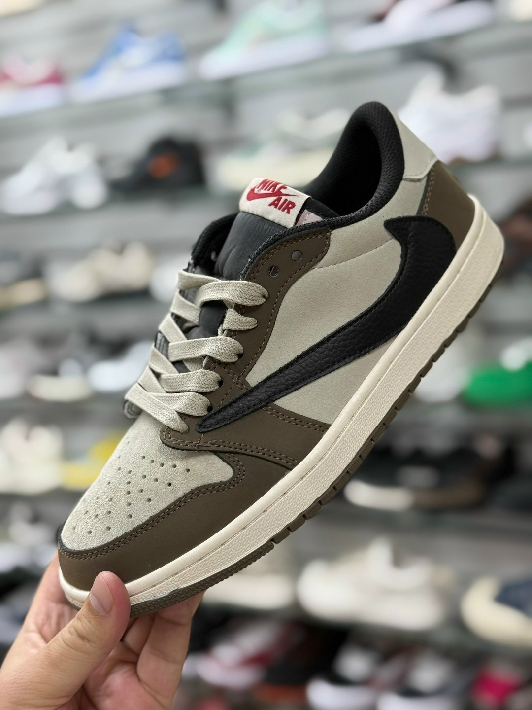nike air jordan 1 low travis scott,air jordan 1 low travis scott,кроссовки travis scott x air jordan 1 low,кроссовки nike air jordan 1 low x travis scott,nike air jordan 1 low x travis scott