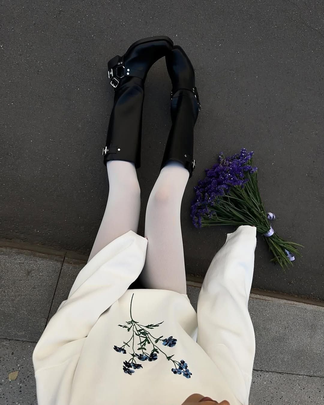 джемпер с вышивкой,свитер с вышивкой,свитшот оверсайз женский,повседневный свитшот,стильный свитшот