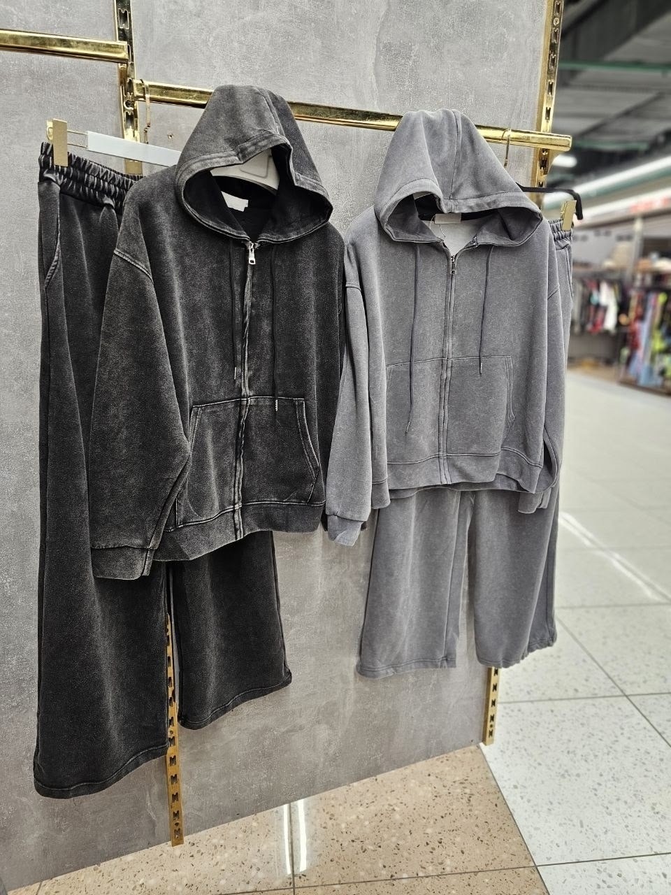 cпортивный костюм велюровый,женские костюмы спортивные,костюм велюровый женский,велюровый спортивный костюм женски,костюм велюровый