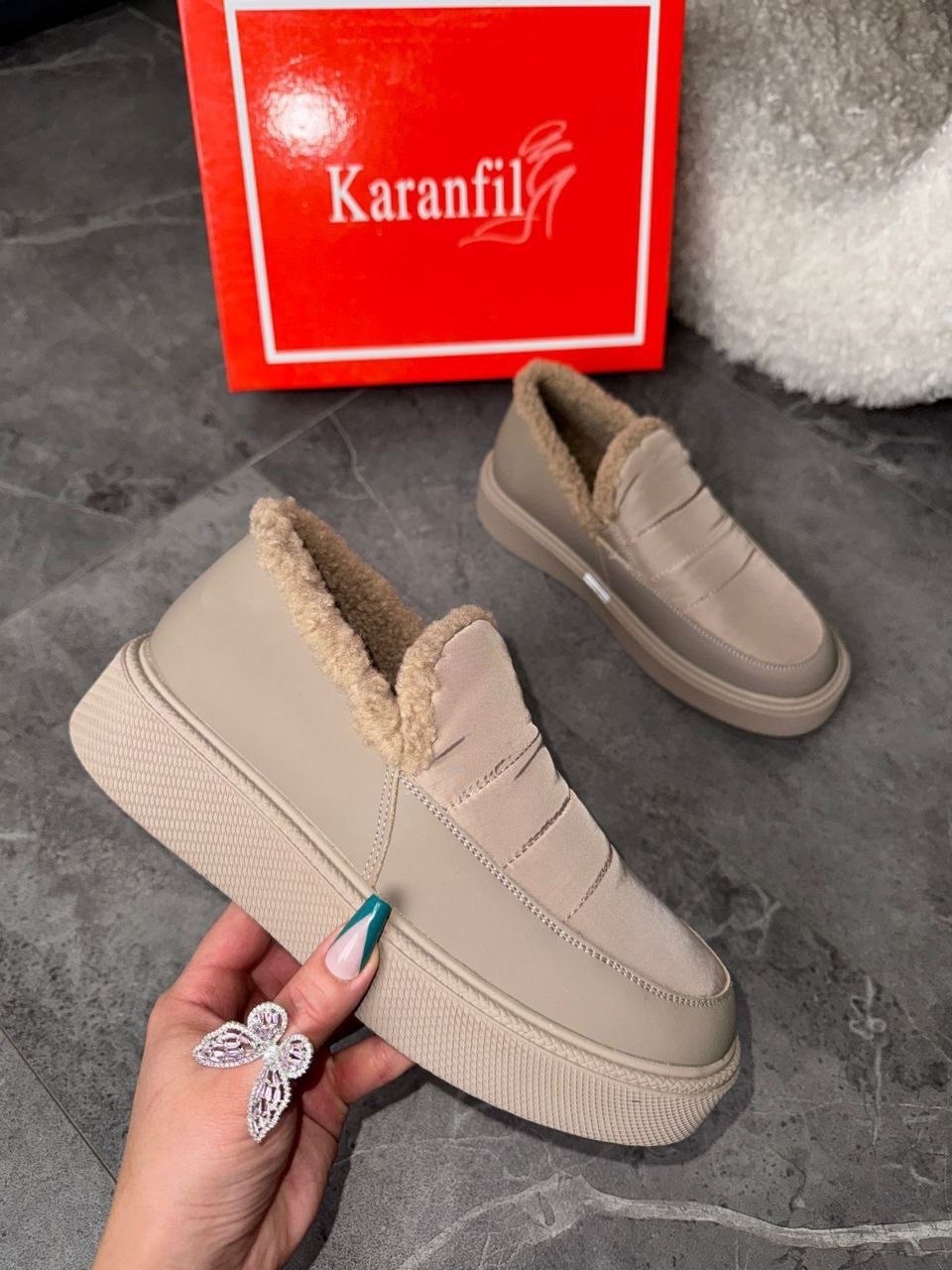 ,зимняя женская ,угги женские,женская ,зимняя