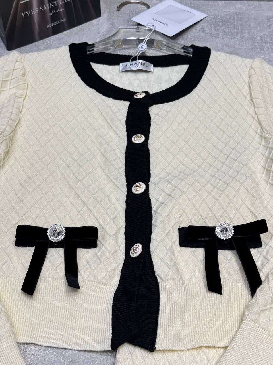 одежда шанель,вязаные костюмы,костюмы женский,модные кардиганы,костюм с юбкой женский