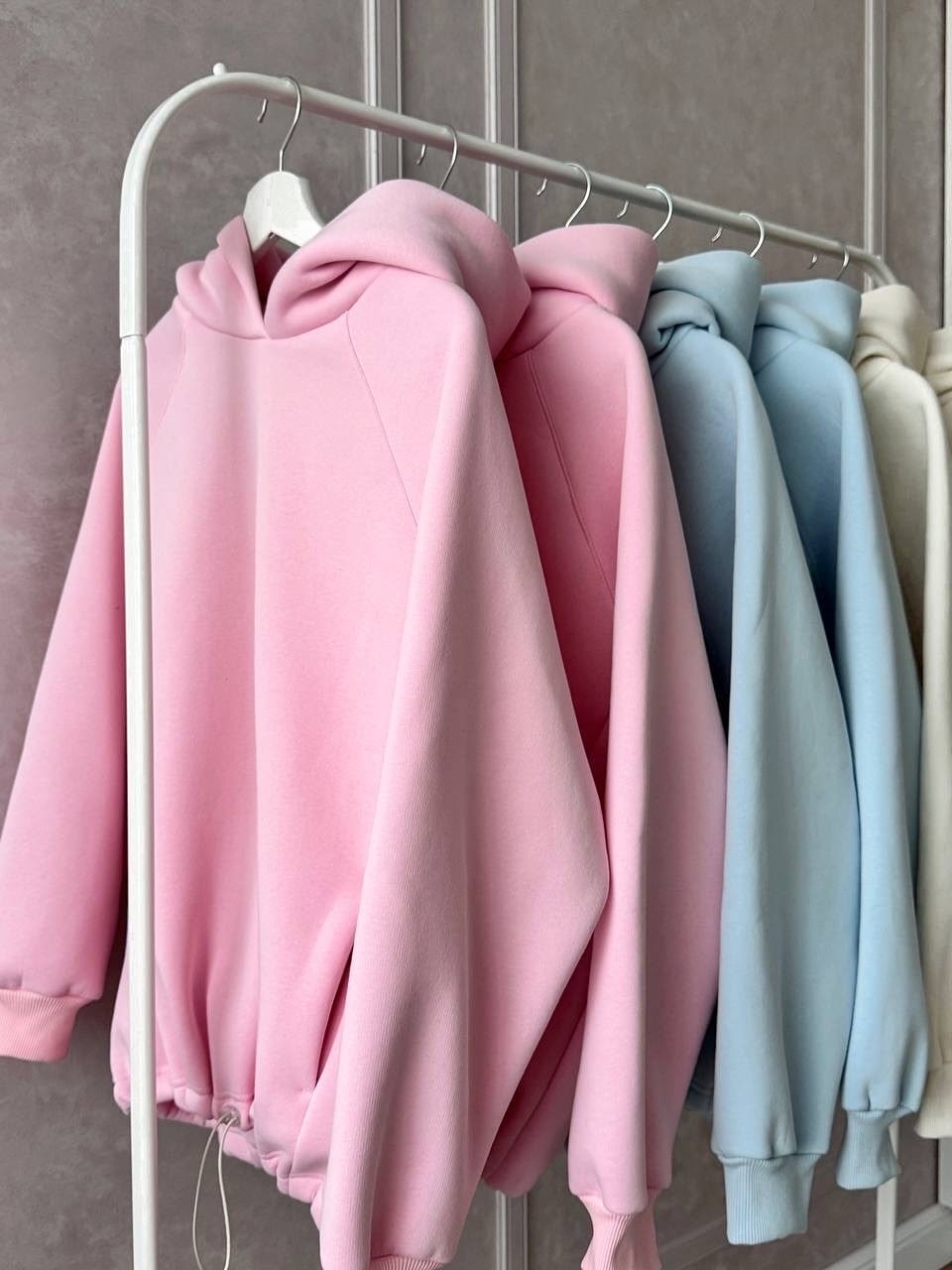 толстовка с капюшоном,свитшот с капюшоном,модная толстовка,толстовки оверсайз,толстовки женская