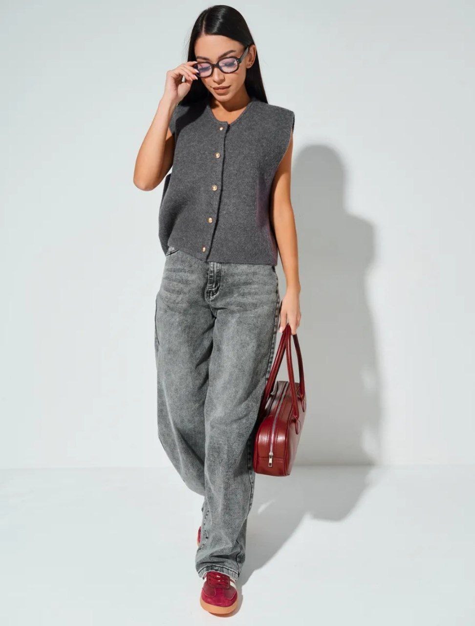 жилет женский,трикотажный жилет,жилетка вязанная,вязаная жилетка,жилет