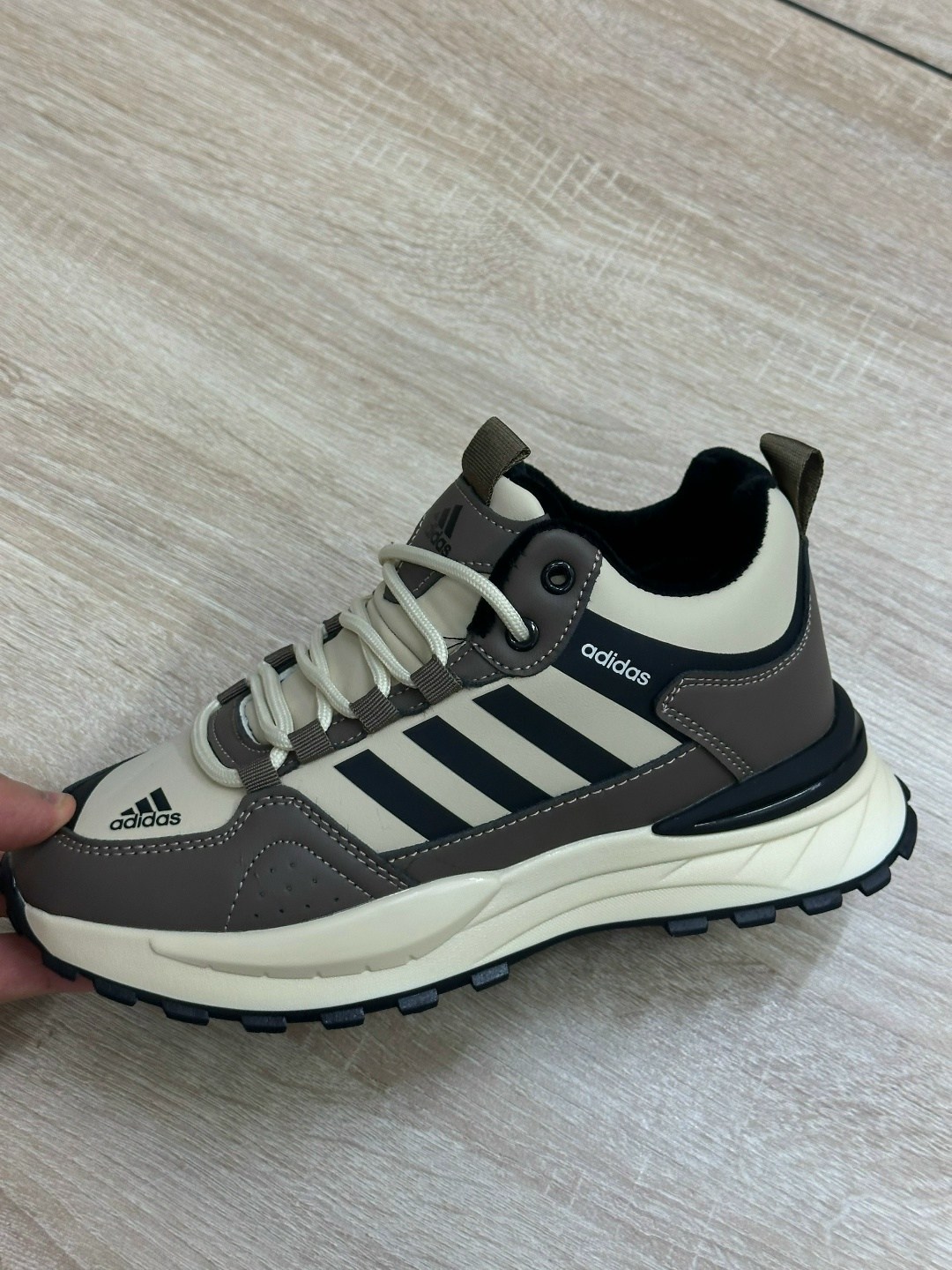 зимние кроссовки adidas,кроссовки мужские зимние adidas,кроссовки мужские adidas,кроссовки adidas,зимние берцы адидас