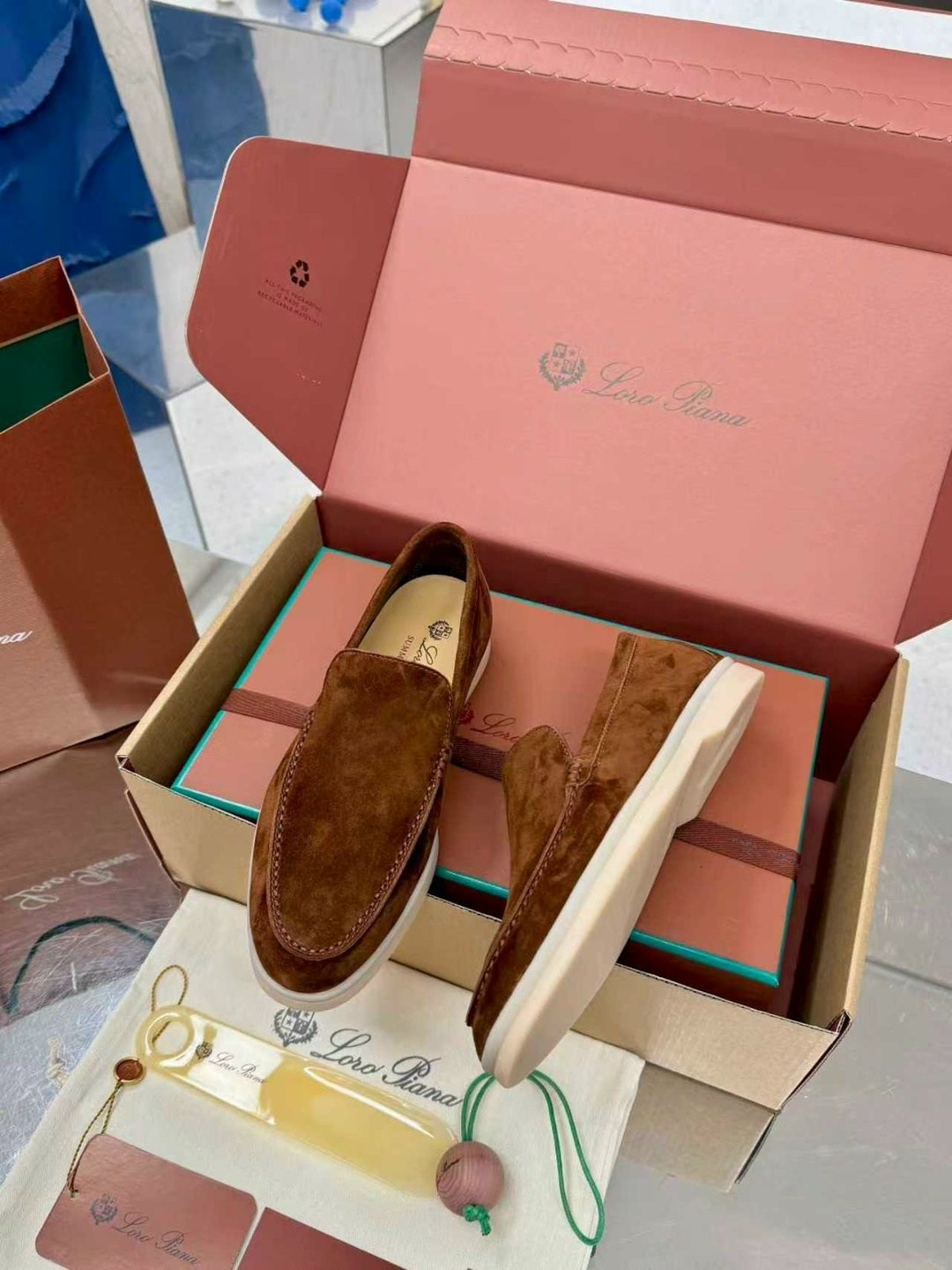 лоферы loro piana женские,лоферы из натуральной замши loro piana,лоферы loro piana,,лоферы лоро пиано