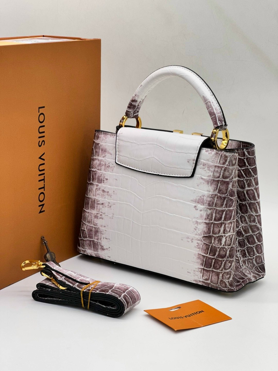 louis vuitton capucines,louis vuitton сумка,брендовые сумочки,сумка,женская сумка