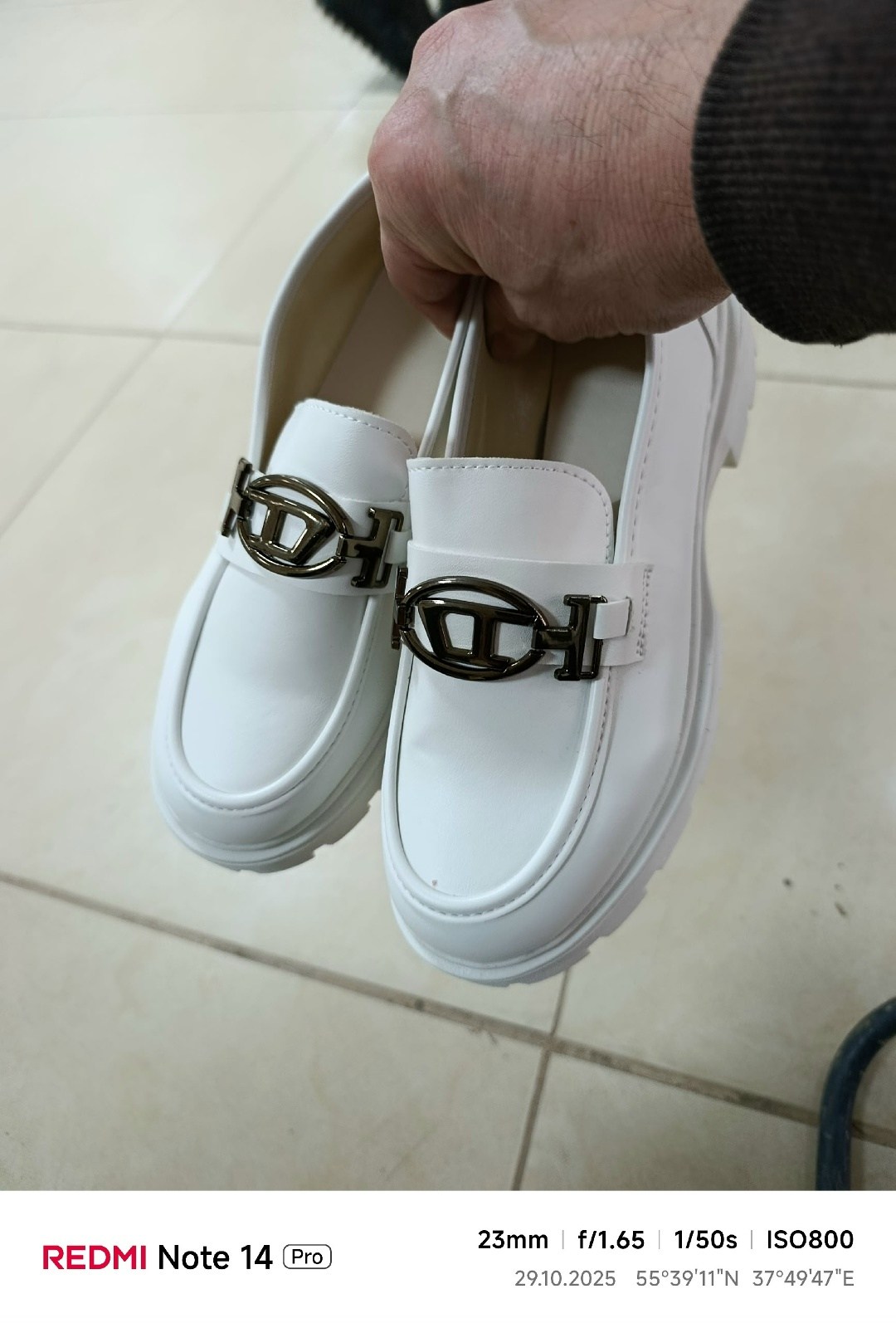 ,лоферы женские,белые лоферы школьные,мокасины женские,женские слипоны