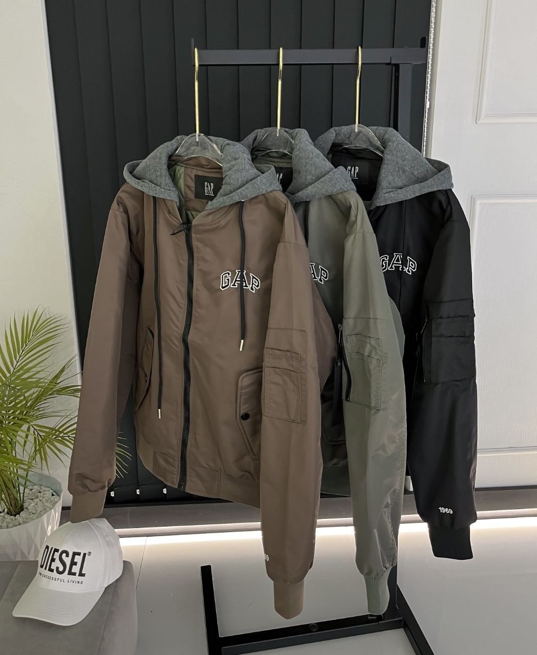 куртка бомбер,демисезонная куртка,стильная куртка,повседневная куртка