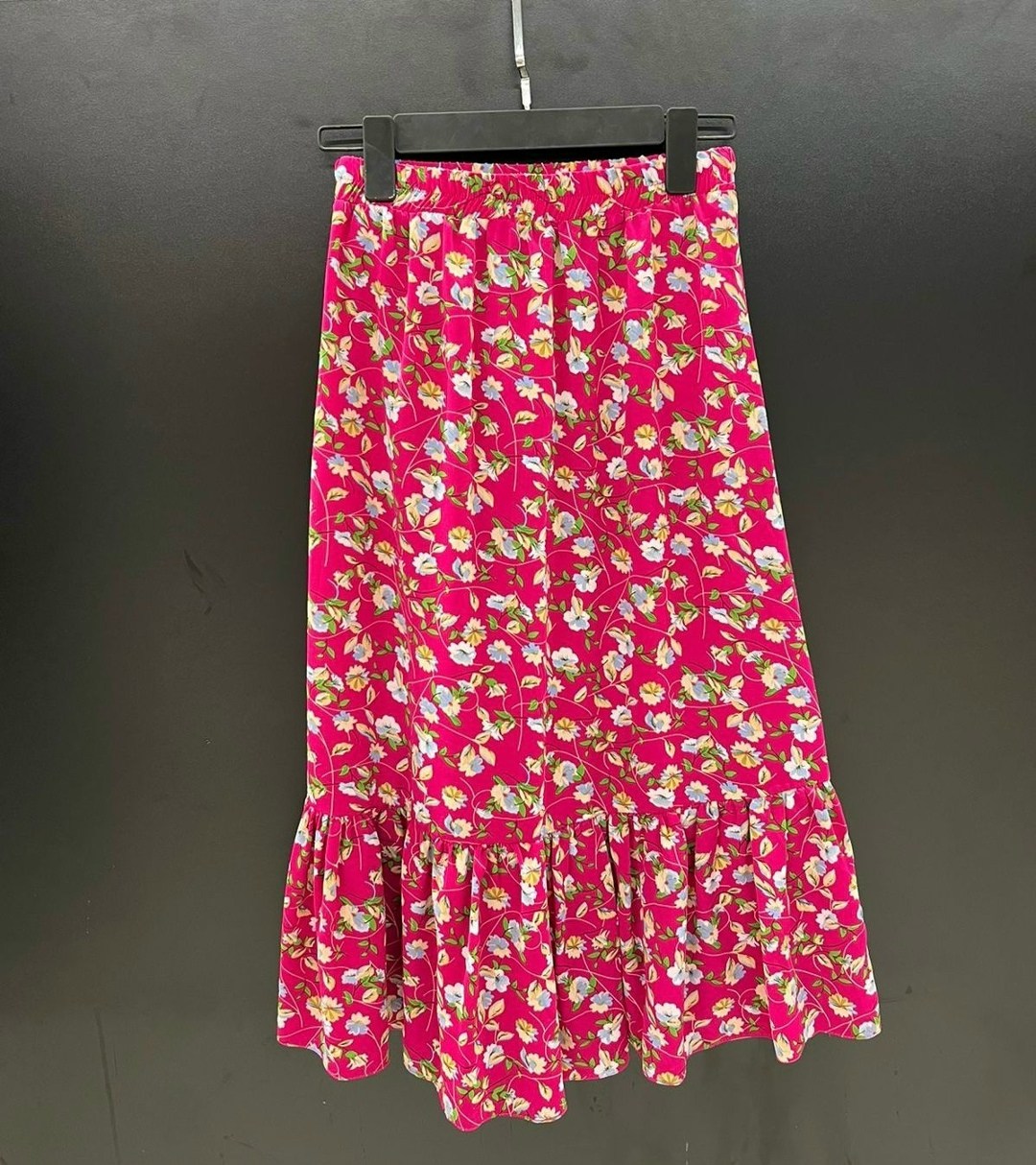 юбка,женская юбка,юбка с цветочным принтом,юбка средней длины,шифоновая юбка