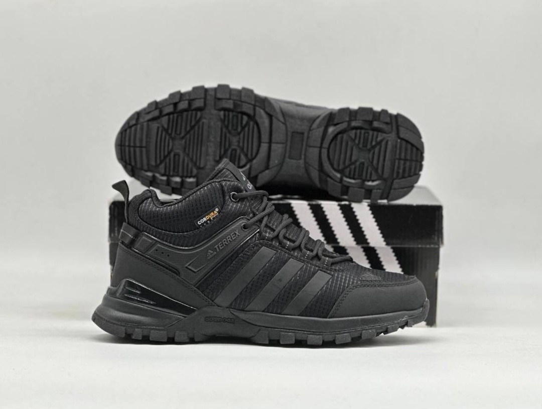 зимние кроссовки adidas,кроссовки adidas terrex зимние,кроссовки зимние мужские adidas,кроссовки мужские adidas,кроссовки adidas climaproof