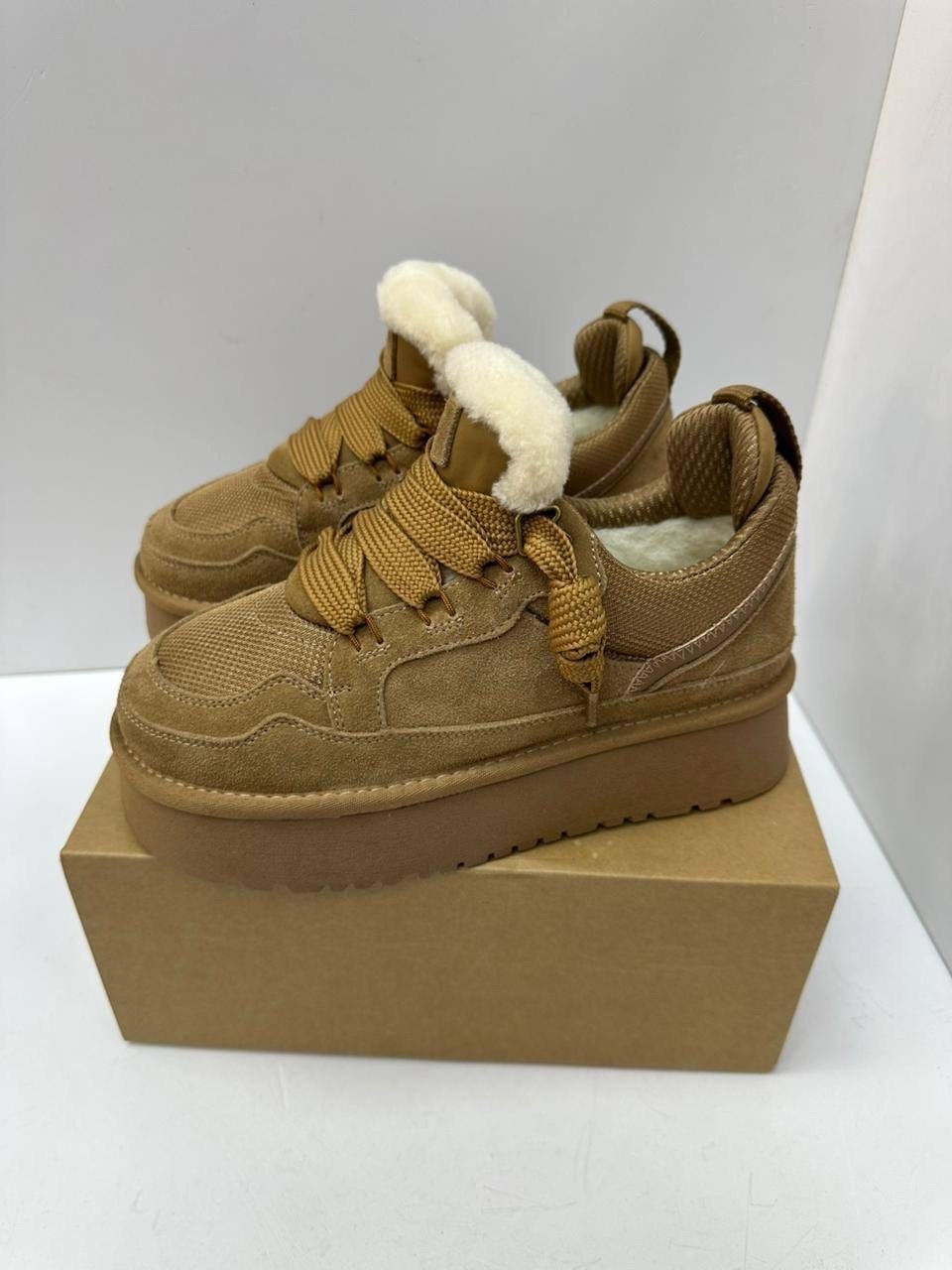 ,женская ,зимняя  женская,обуви,угги женские