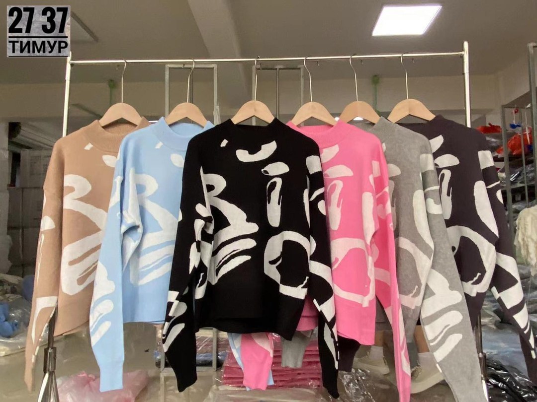 вязаные свитера женские,свитера женские,модные свитера,свитер,стильный свитер