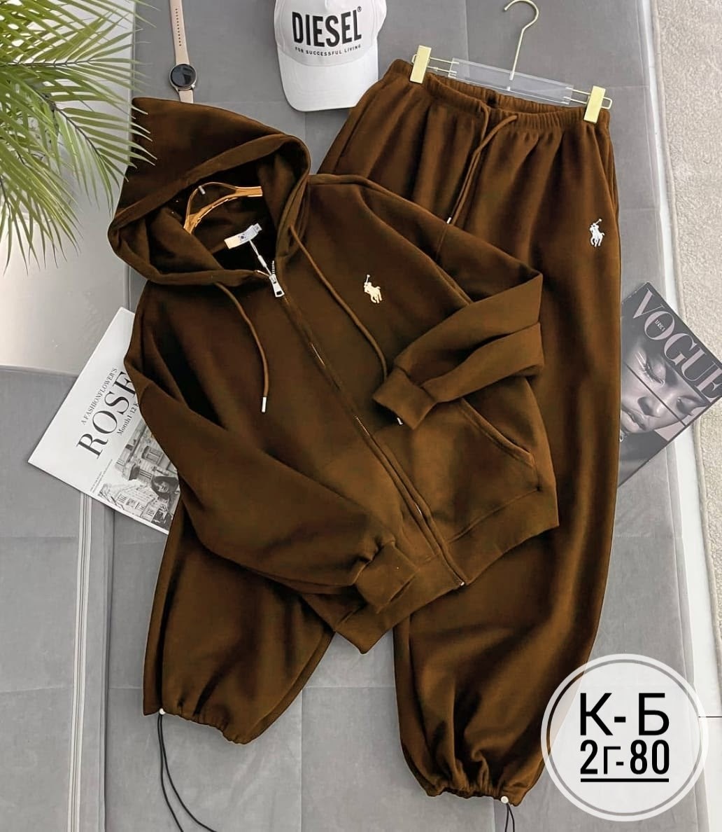 костюмы спортивные,костюм на флисе,стильные костюмы,спортивные костюмы женские,женский костюм на флисе