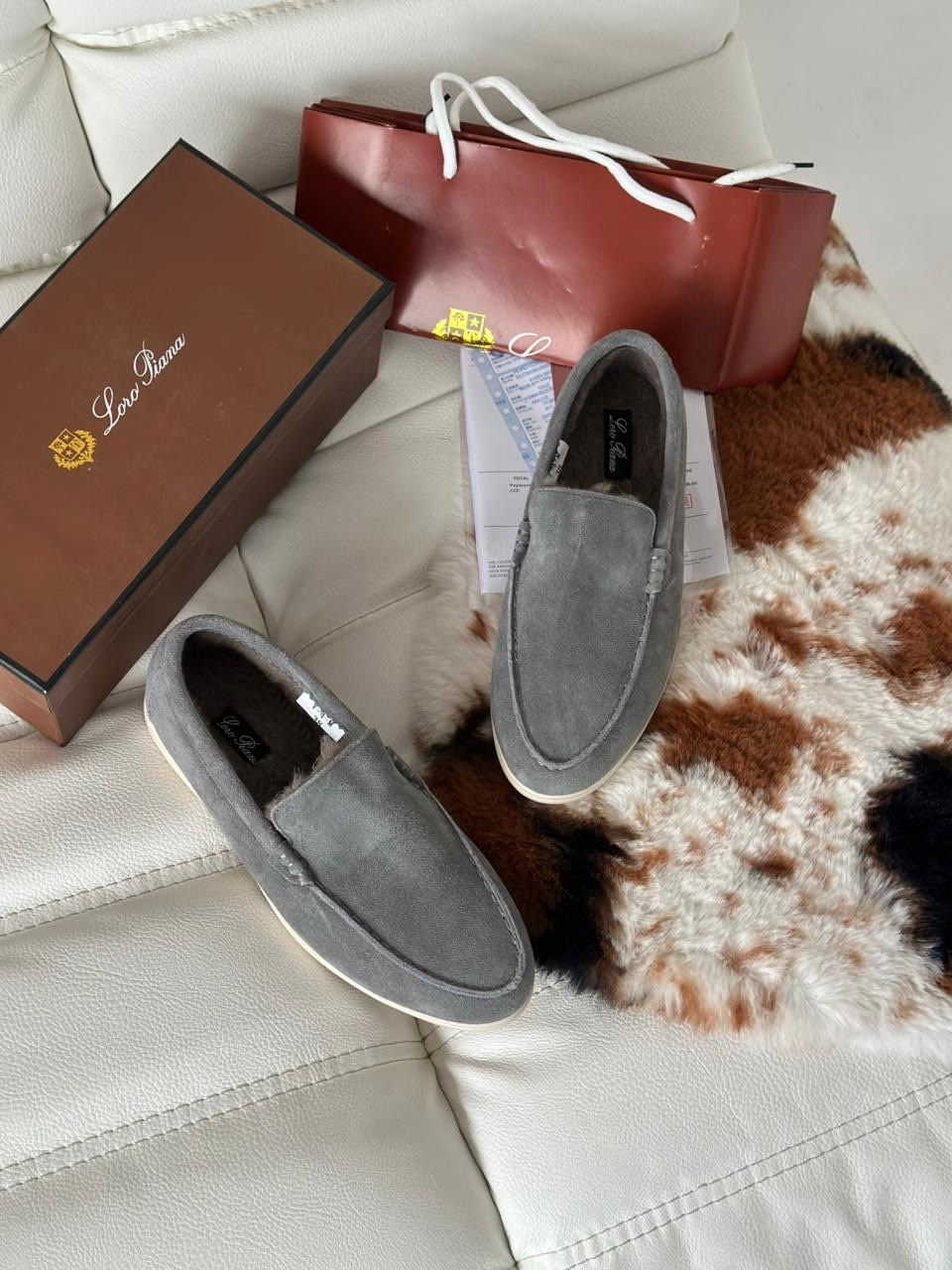 лоферы из натуральной замши loro piana,лоферы из натуральной замши,loro piana лоферы женские,,лоферы loro piana