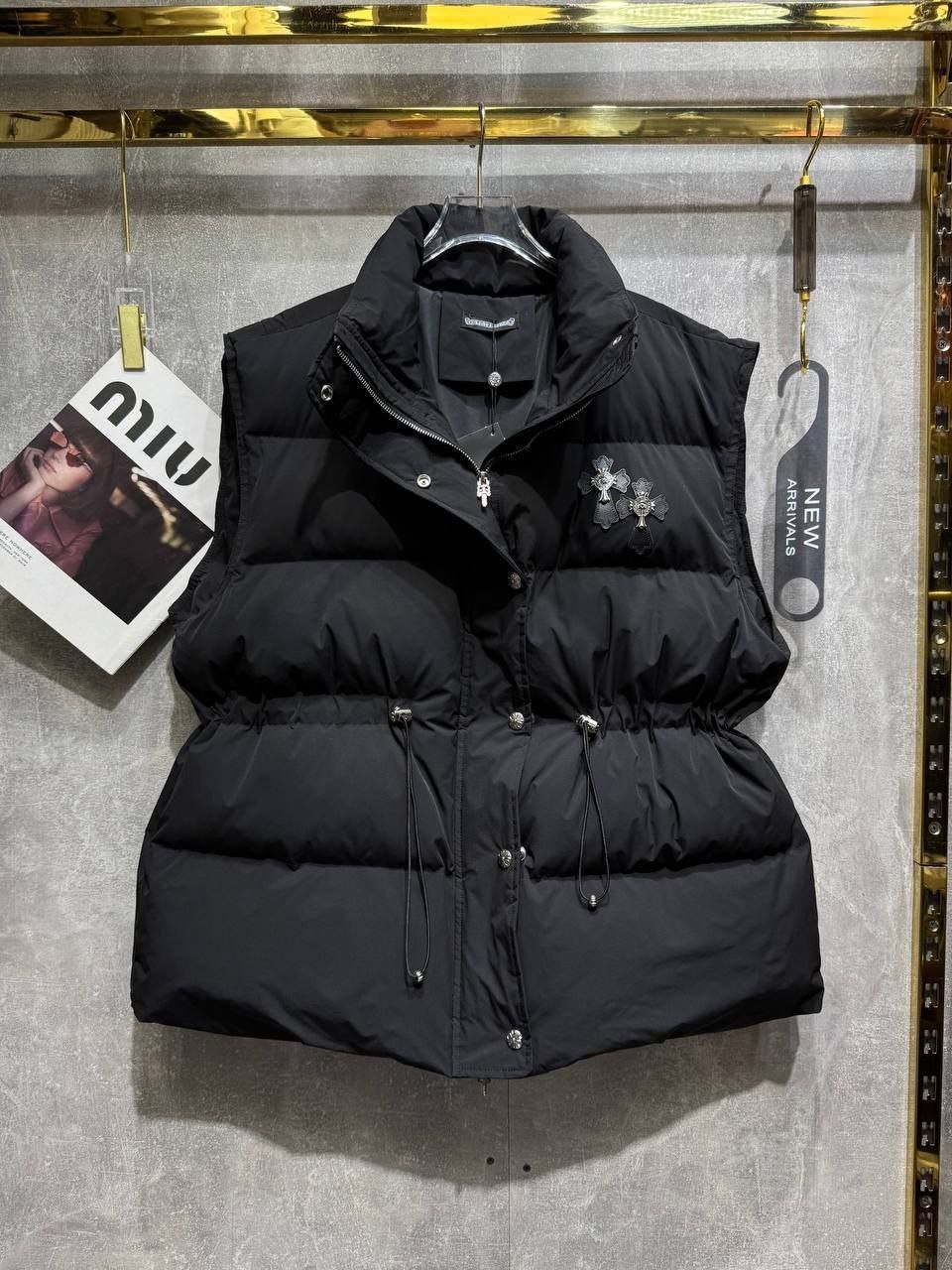 жилет,жилетка,теплый жилет,жилет пуховый moncler,жилет классический