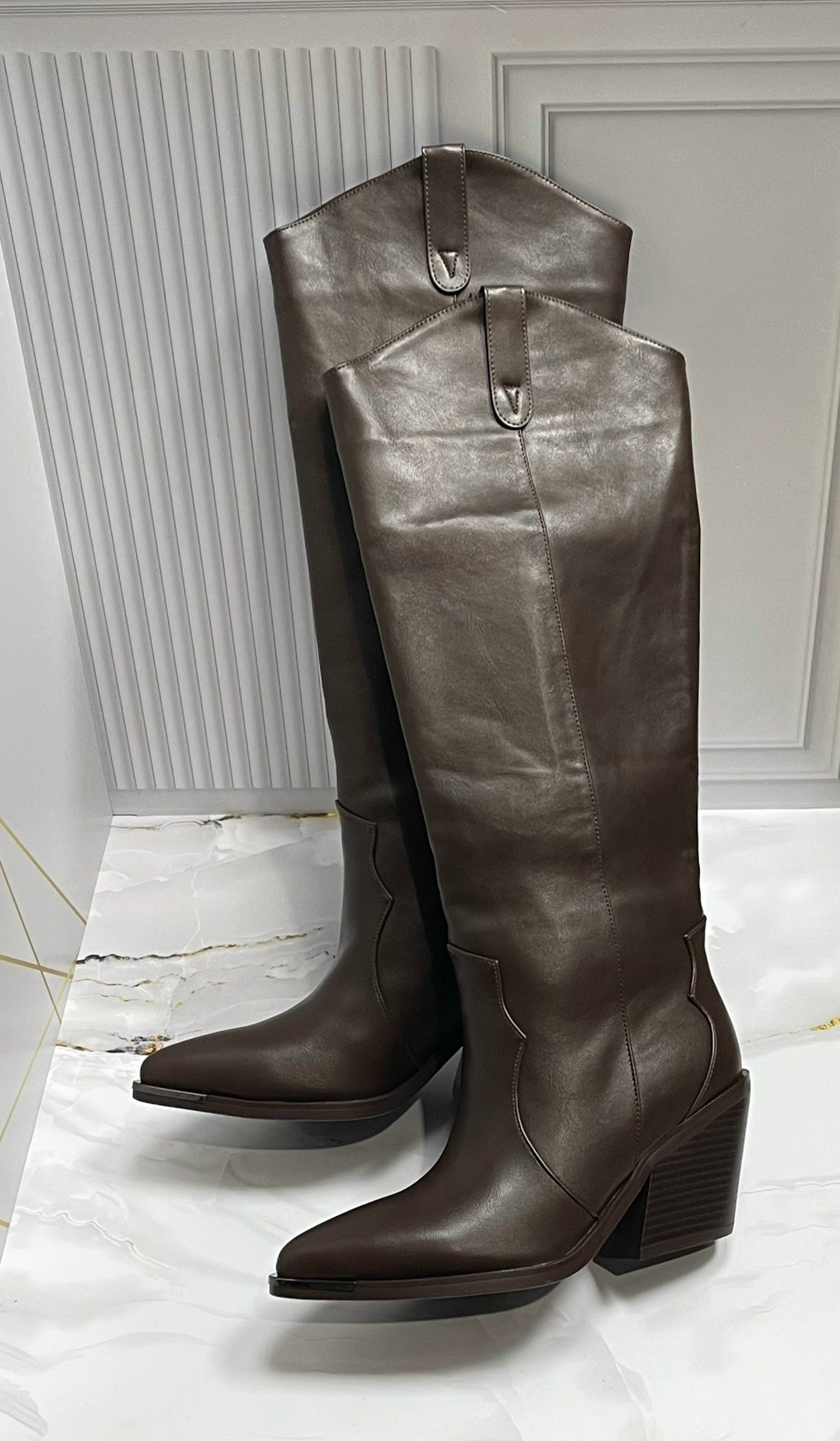 ,женские сапоги,элегантные сапоги,модные сапоги,высокие сапоги