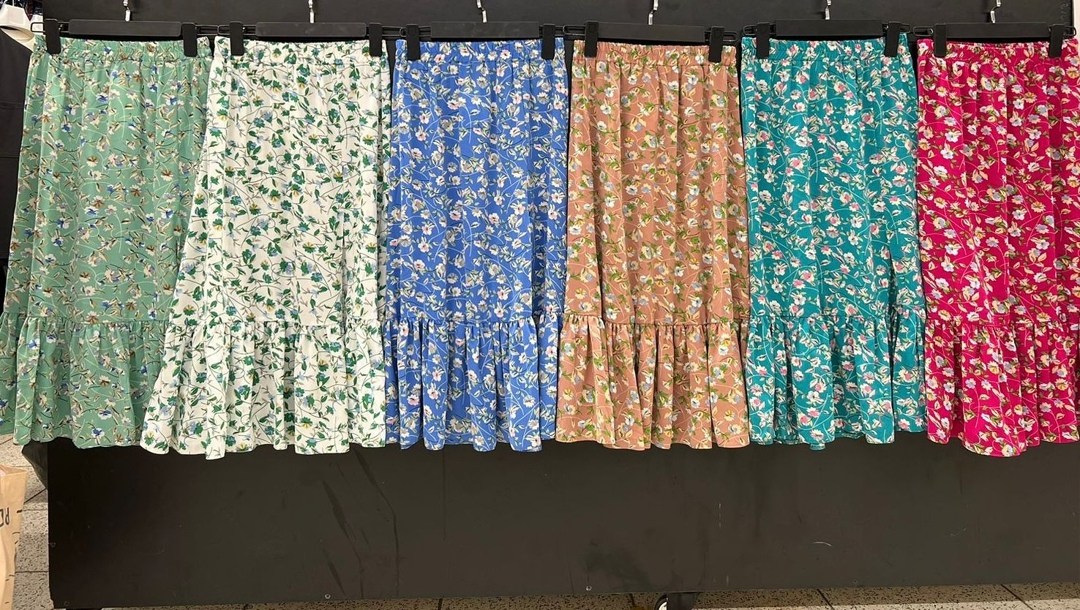 юбка,женская юбка,юбка с цветочным принтом,юбка средней длины,шифоновая юбка