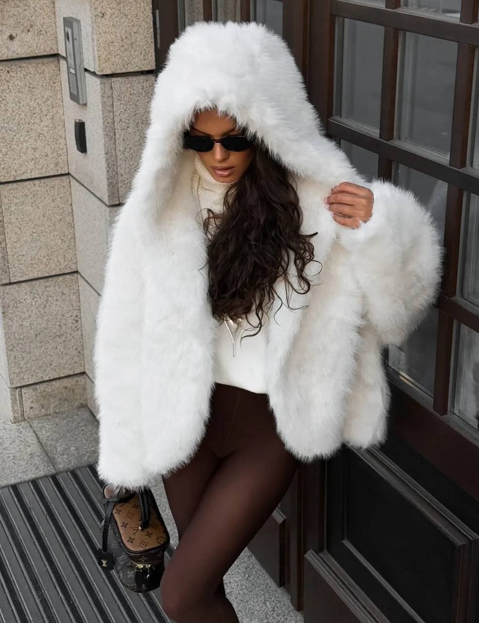 шуба искусственная,шубка,шуба белая,шуба искусственная женская,шуба женская