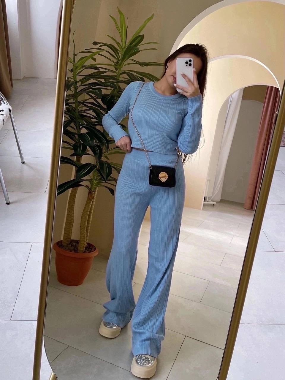 костюм с кофтой,трикотажный костюм в рубчик с брюками женский,трикотажные костюмы,костюмы женские,стильные костюмы