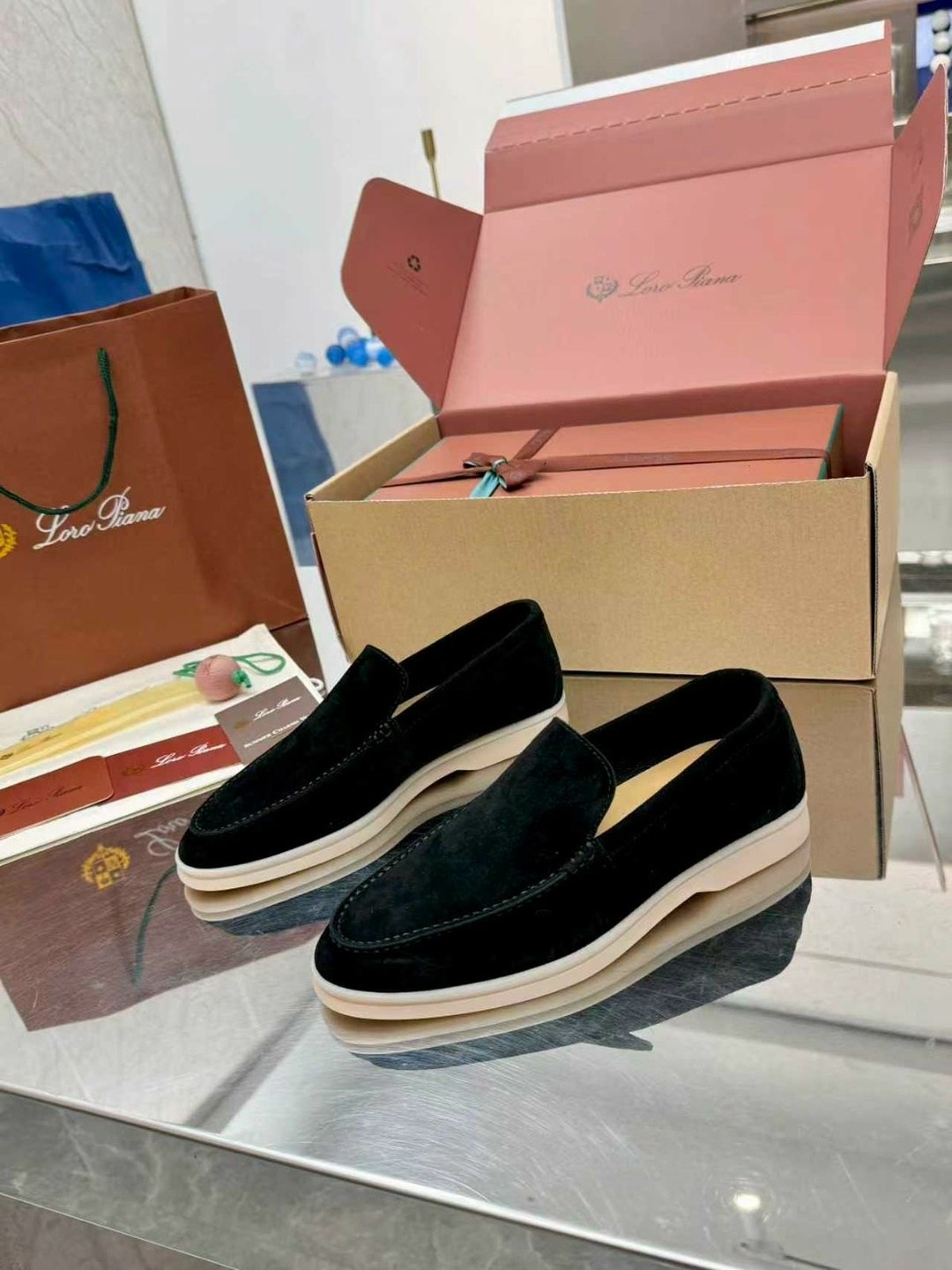 лоферы loro piana женские,лоферы из натуральной замши loro piana,лоферы loro piana,,лоферы лоро пиано