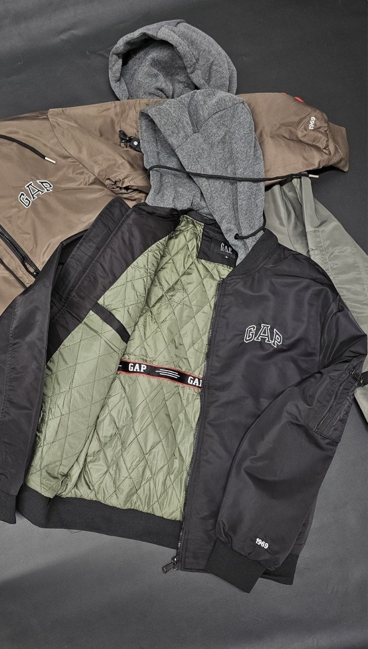 куртка бомбер,демисезонная куртка,стильная куртка,повседневная куртка