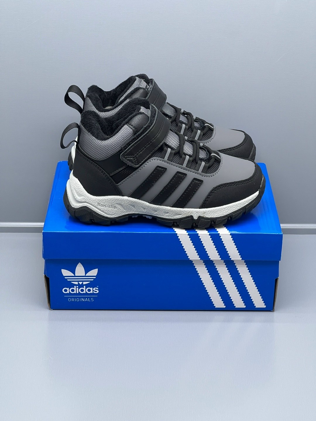 детская  адидас зима,adidas primaloft ботинки,зимние кроссовки adidas,ботинки adidas,кроссовки зимние adidas terrex