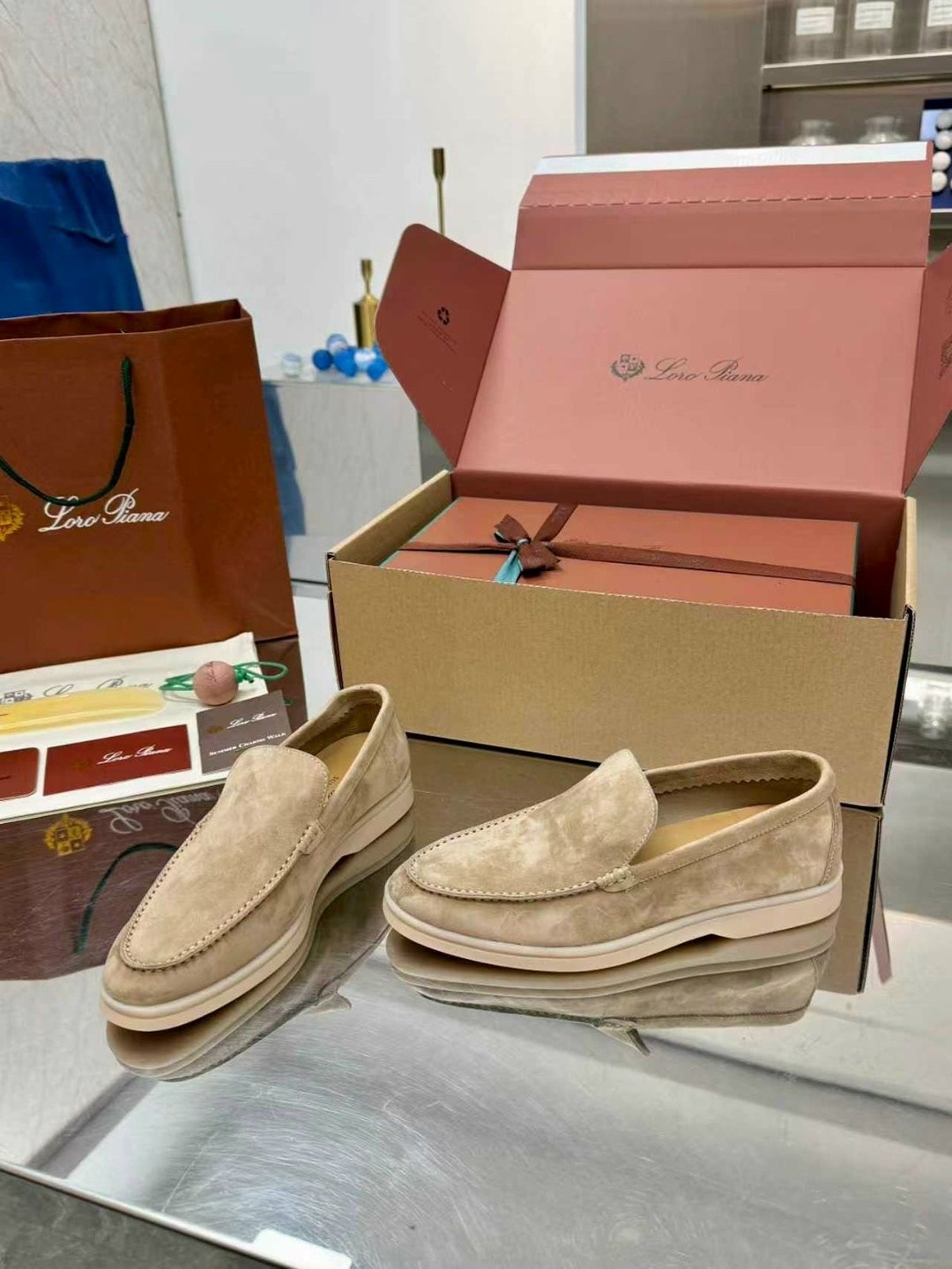 лоферы loro piana женские,лоферы из натуральной замши loro piana,лоферы loro piana,,лоферы лоро пиано