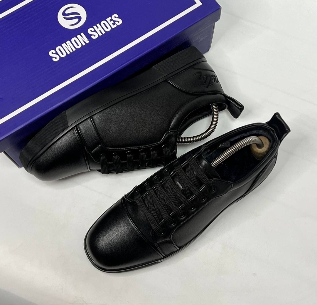 christian louboutin кеды мужские,,мужская ,черные кроссовки, спортивная