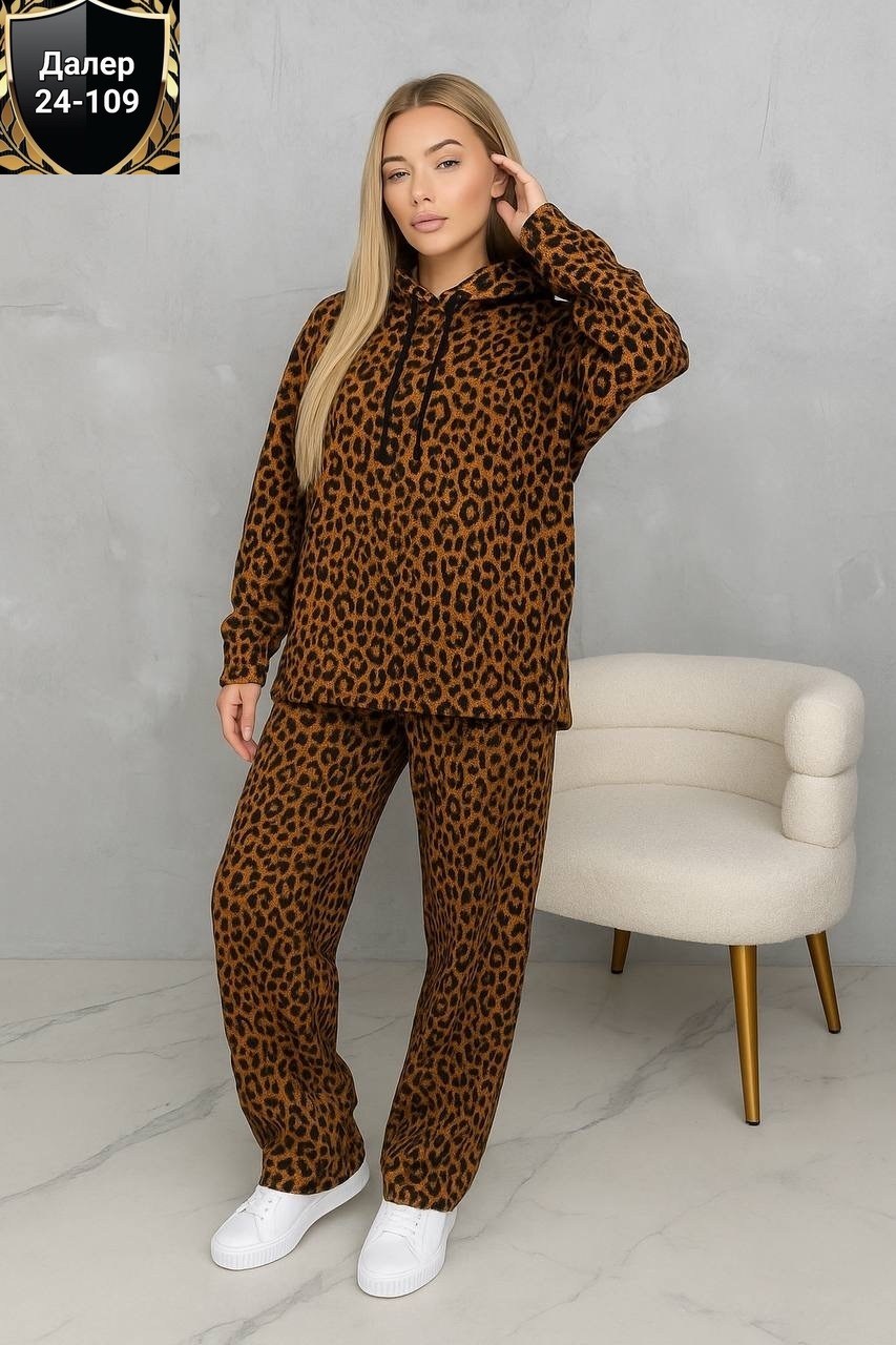 леопардовые костюмы,женские костюмы,костюм на флисе,женский костюм на флисе,костюм с брюками