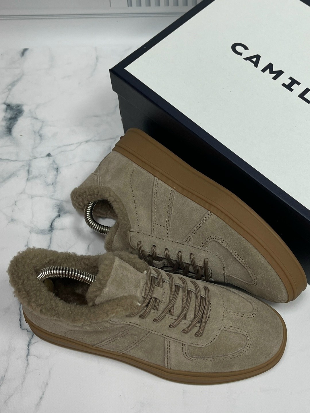 ,замшевые кроссовки,замшевые кеды brunello cucinelli,замшевые кеды,brunello cucinelli кроссовки женские