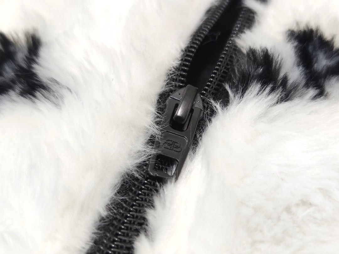 женские зимние куртки,шуба баленсиага,куртка из искусственного меха женская,куртка модная,пальто из искусственного меха