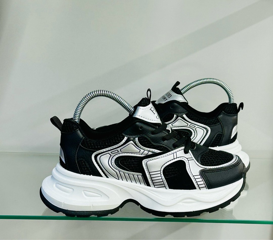 кроссовки женские черный,,кроссовки весенние,женские кроссовки,кроссовки весенние женские