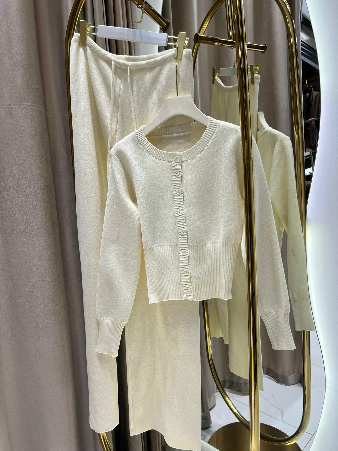 модные костюмы,трикотажные костюмы,стильный трикотажный костюм,костюм с брюками,костюм со штанами